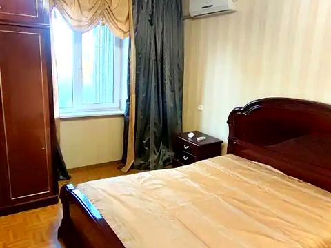 квартира по адресу Бердянская ул., 1