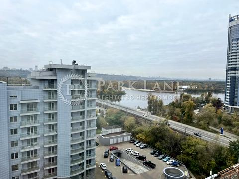 квартира по адресу Раисы Окипной ул., 10-Б