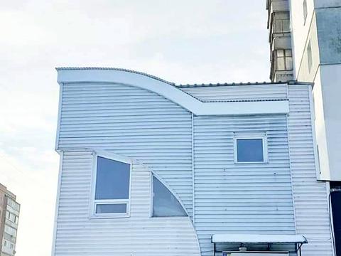 комерційна за адресою Харківська вул., 38