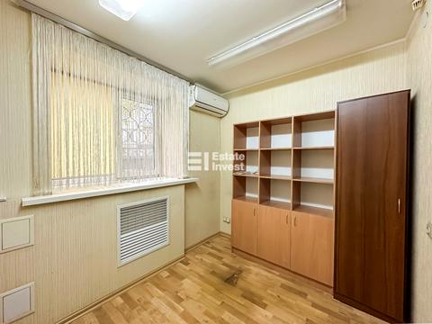 комерційна за адресою Космічна вул., 4/11