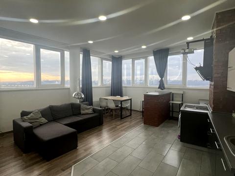 квартира по адресу Раисы Окипной ул., 10