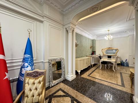 комерційна за адресою Генуезька вул., 5б