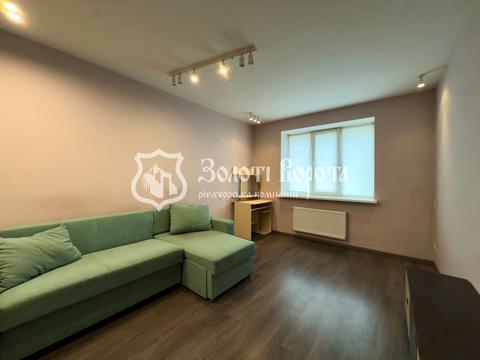 квартира за адресою Павла Чубинського вул., 2