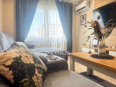 квартира за адресою Софії Русової вул., 3