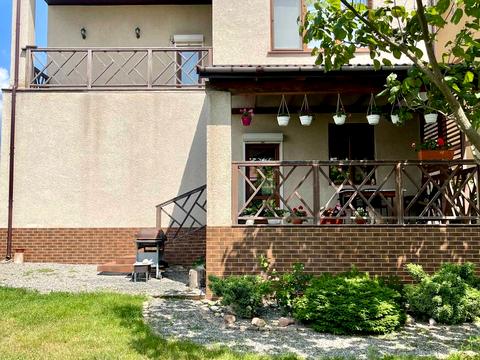 будинок за адресою Радісна