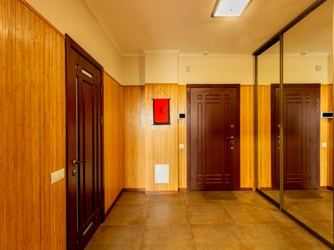 квартира за адресою Миколи Ушакова вул., 1-Б