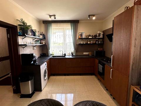 будинок за адресою Лугова, 24а