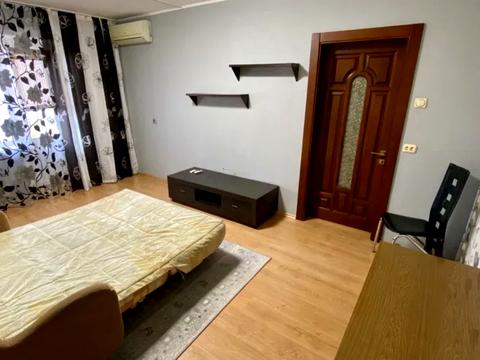 квартира за адресою Ревуцького вул., 7-А
