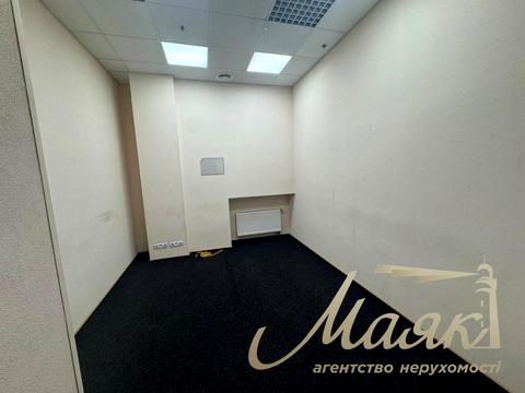 комерційна за адресою Фізкультури вул., 30в