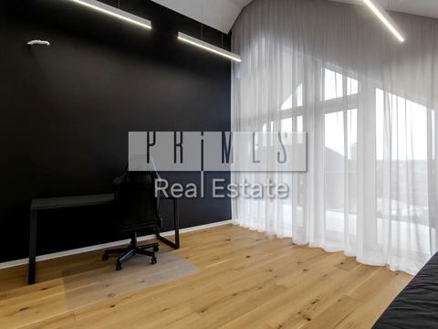 будинок за адресою Вишнева вул.