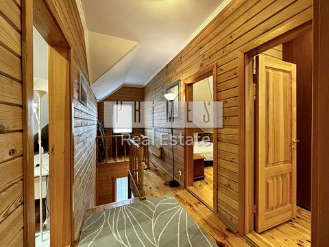 будинок за адресою Кар'єрна вул.