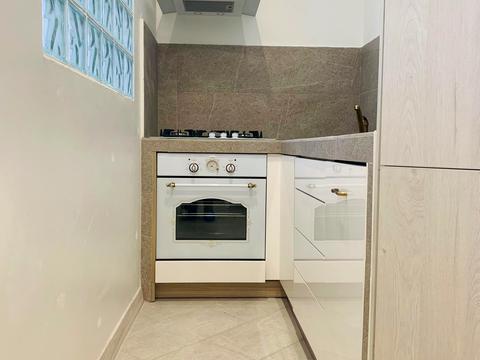 квартира за адресою Практична