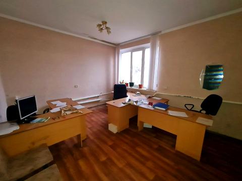 коммерческая по адресу Козацька, 6