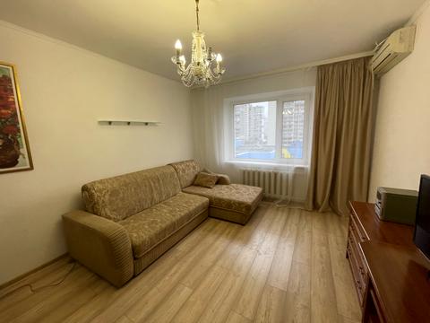 квартира за адресою Миколи Бажана просп., 28а