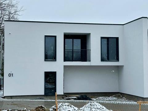 будинок за адресою Парникова вул.