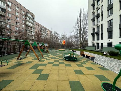 коммерческая по адресу Космическая ул., 5