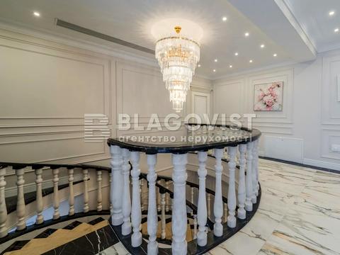 будинок за адресою смт. Козин, Лісова вул.