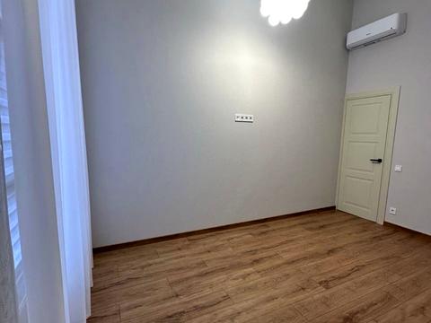 будинок за адресою 10-та Лінія вул.