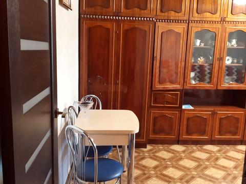 квартира за адресою Дніпробудівська вул., 27