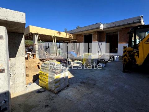 будинок за адресою Анни Ярославни вул.