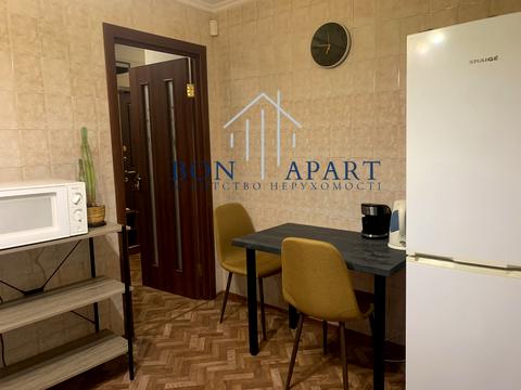 квартира за адресою Героїв полку "Азов" вул. (Маршала Малиновського), 3-Б