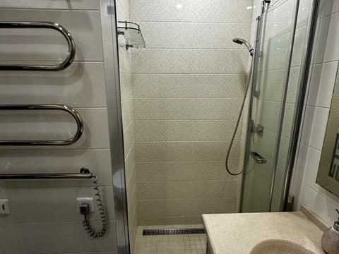 квартира за адресою Регенераторна вул., 4