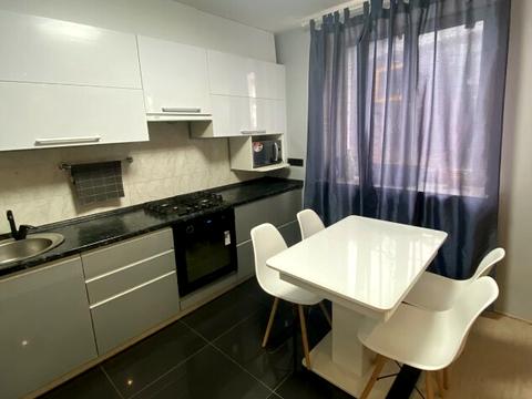 квартира по адресу Оксамитова ул., 2