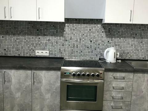 квартира за адресою Анни Ахматової вул., 9/18