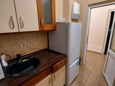 комерційна за адресою Інститутська вул., 19-А