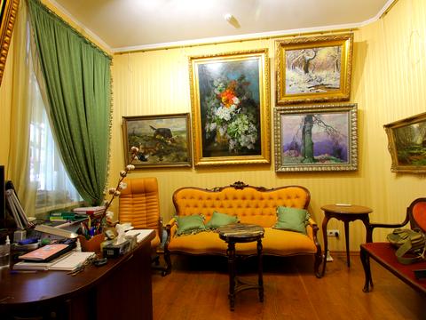 комерційна за адресою Кудрявська вул., 8-А