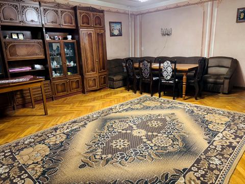 будинок за адресою Шкільна