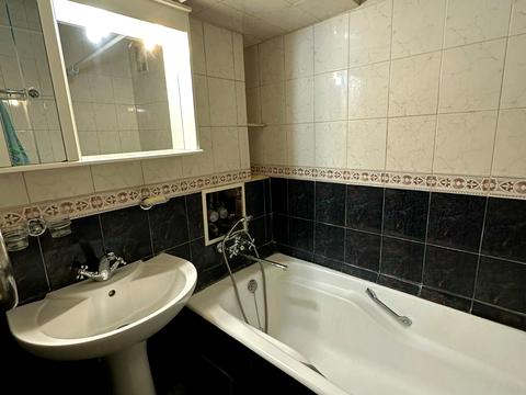 квартира за адресою Володимира Івасюка просп. (Героїв Сталінграду), 11