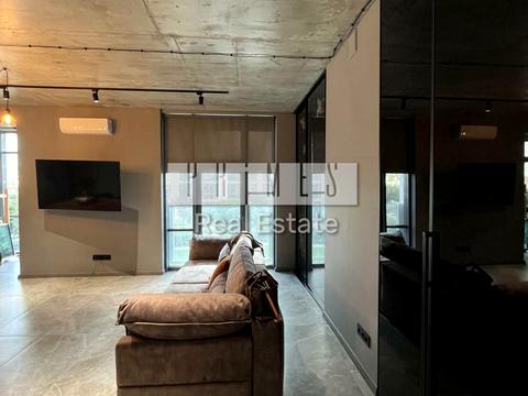 комерційна за адресою Андрія Верхогляда вул. (Михайла Драгомирова), 19-Б