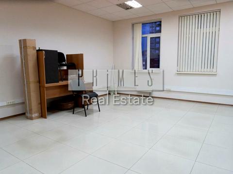 комерційна за адресою Загорівська вул. (Багговутівська), 23