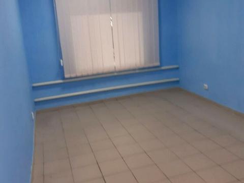 комерційна за адресою Тернопільська вул., 7