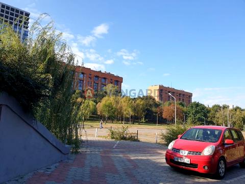 комерційна за адресою Лазаря Глоби вул. (Андрія Фабра), 4