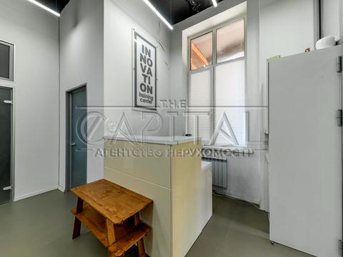 комерційна за адресою Старонаводницька вул., 6