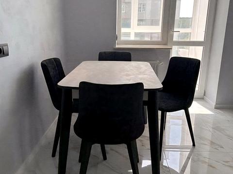 квартира за адресою Роксоляни вул., 44