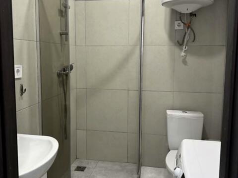 квартира за адресою Салютна вул., 2к4