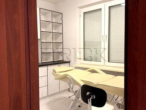 комерційна за адресою Ясинуватський пров., 11