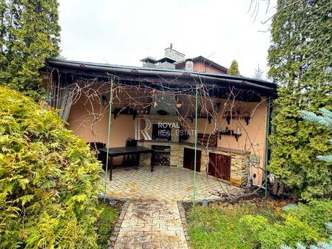 будинок за адресою Лісова вул.