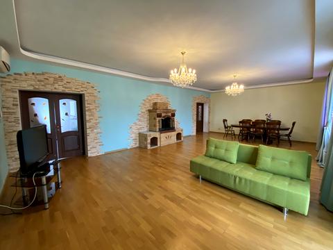 будинок за адресою Яблунева, 15