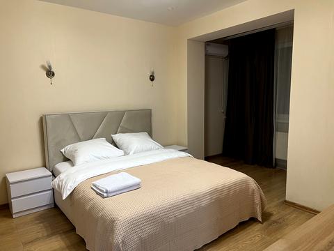 квартира за адресою Миру вул., 13