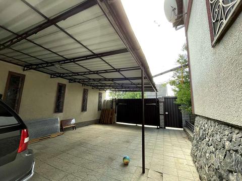 дом по адресу Молодіжна, 30