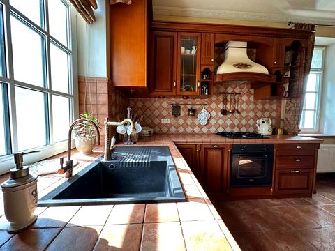 будинок за адресою вулиця Кошового