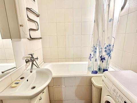 квартира за адресою Героїв Крут вул. (12 Квітня), 78