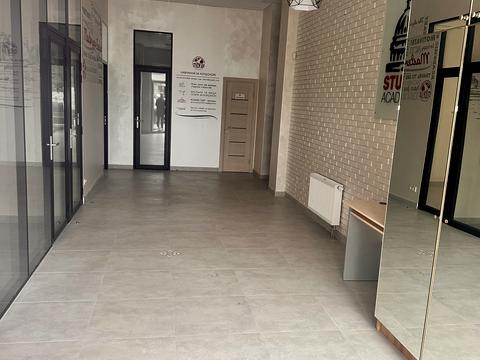 комерційна за адресою Ломоносова, 40