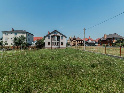 будинок за адресою с. Крихівці, Аматорська вул.