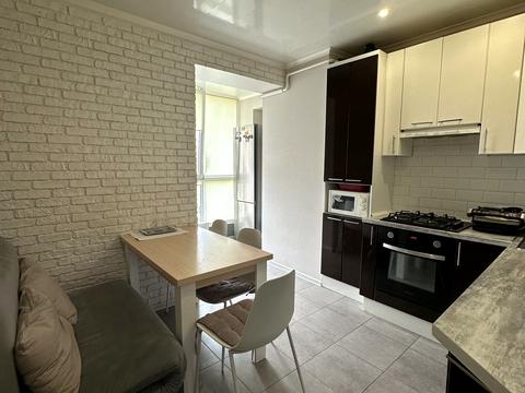 квартира за адресою Соборна вул., 126/13