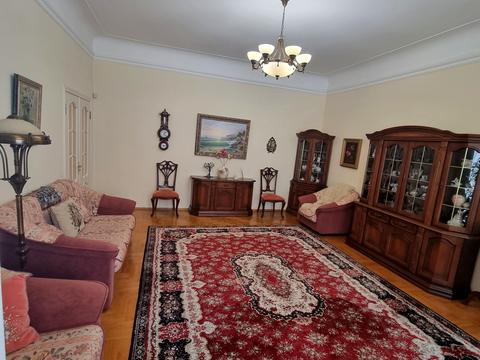 квартира за адресою Академіка Богомольця вул., 7/14